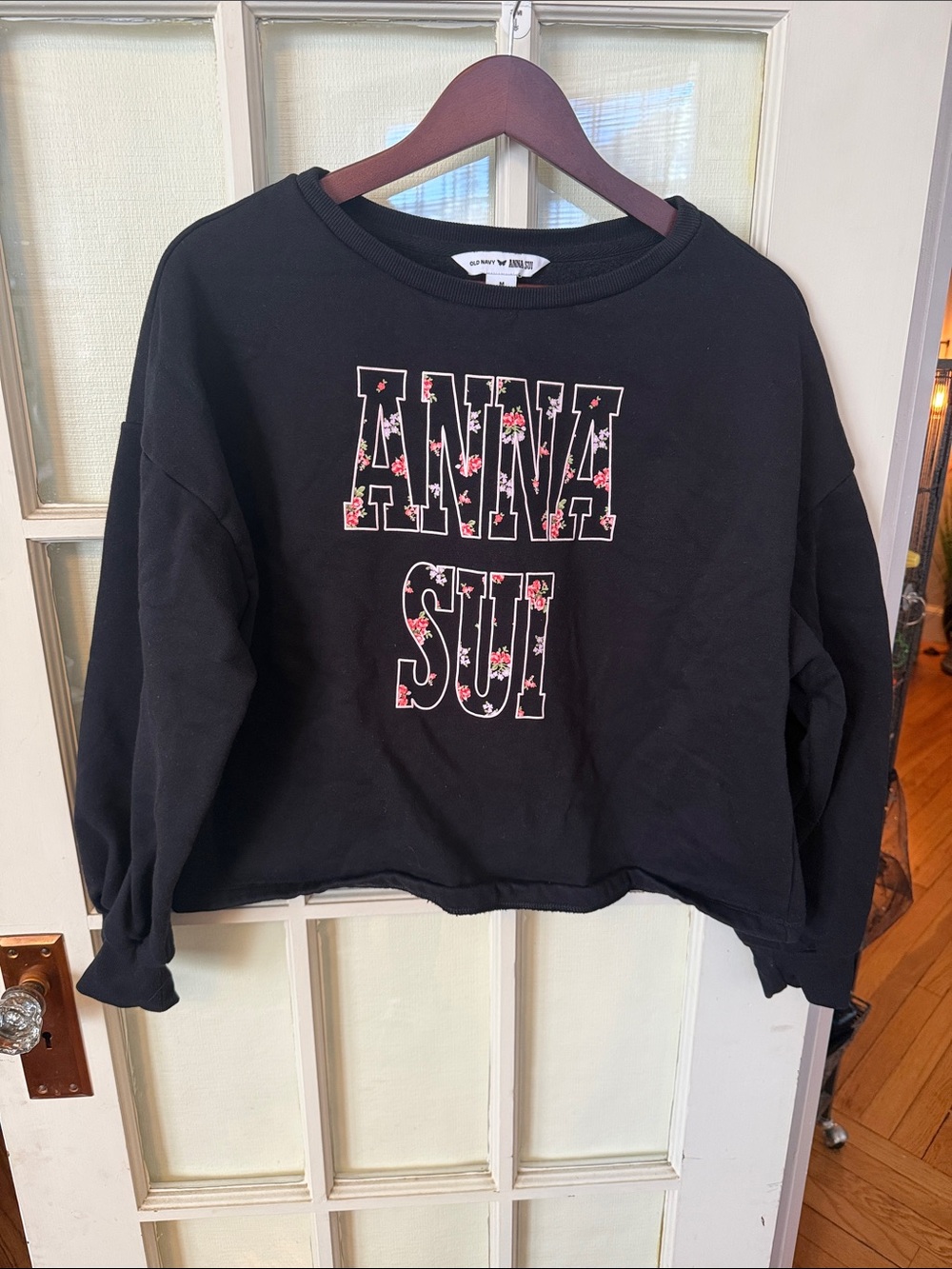 black old navy x anna sui crewneck sweatshirt